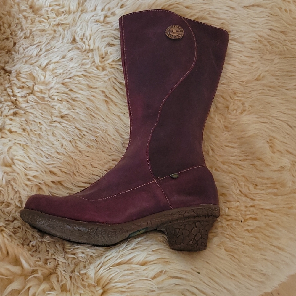 El naturalista size 10 burgundy leather boots